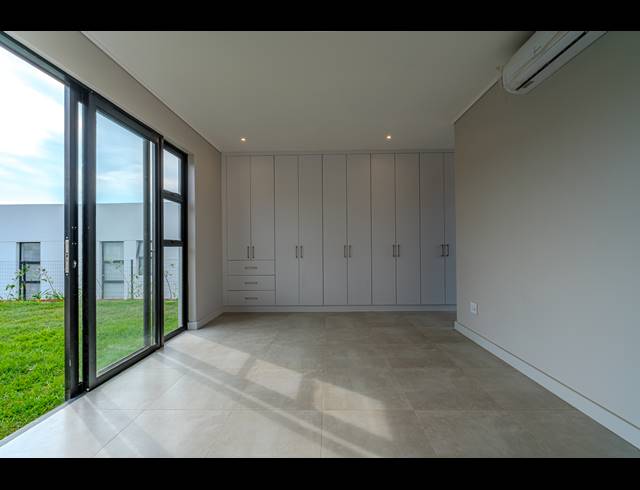 3 BEDROOM FREEHOLD FOR SALE IN ZULULAMI LUXURY COASTAL ESTATE